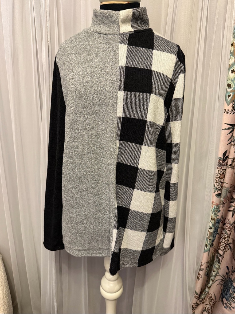BiBi Black & Gray Buffalo-Check Turtleneck Sweater